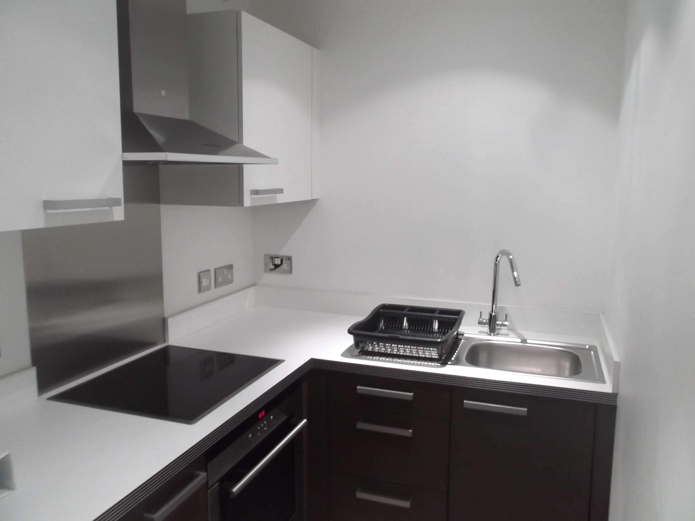 Spectrum Apartments , Central Promenade , Douglas , Isle of Man , IM2 4LL. — Photo 3 of 7