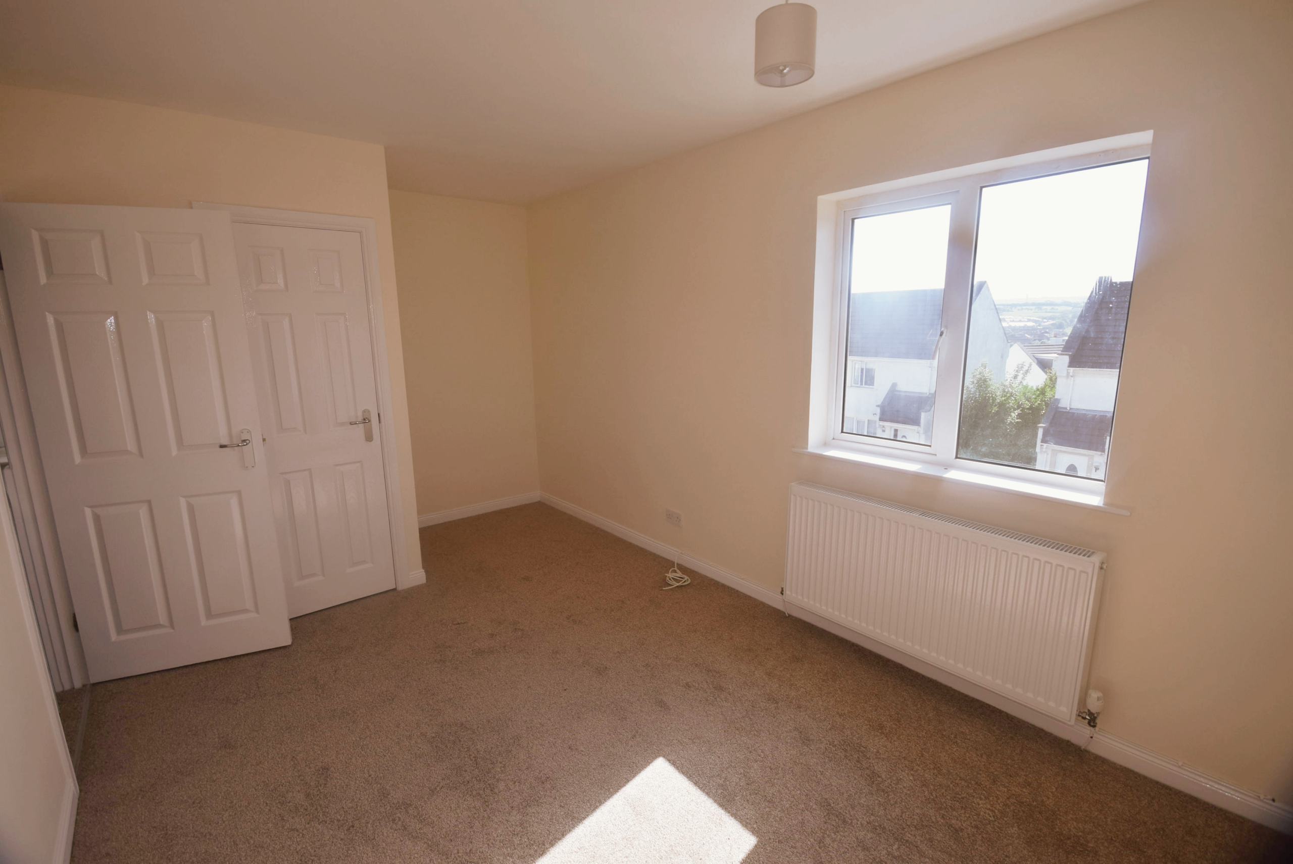 Ballakermeen Close, Douglas, Isle of Man, IM1 4HX. — Photo 3 of 7