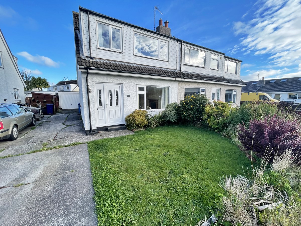 Greenlands Avenue, Ramsey, Isle of Man, IM8 2PJ. — Photo 1 of 12