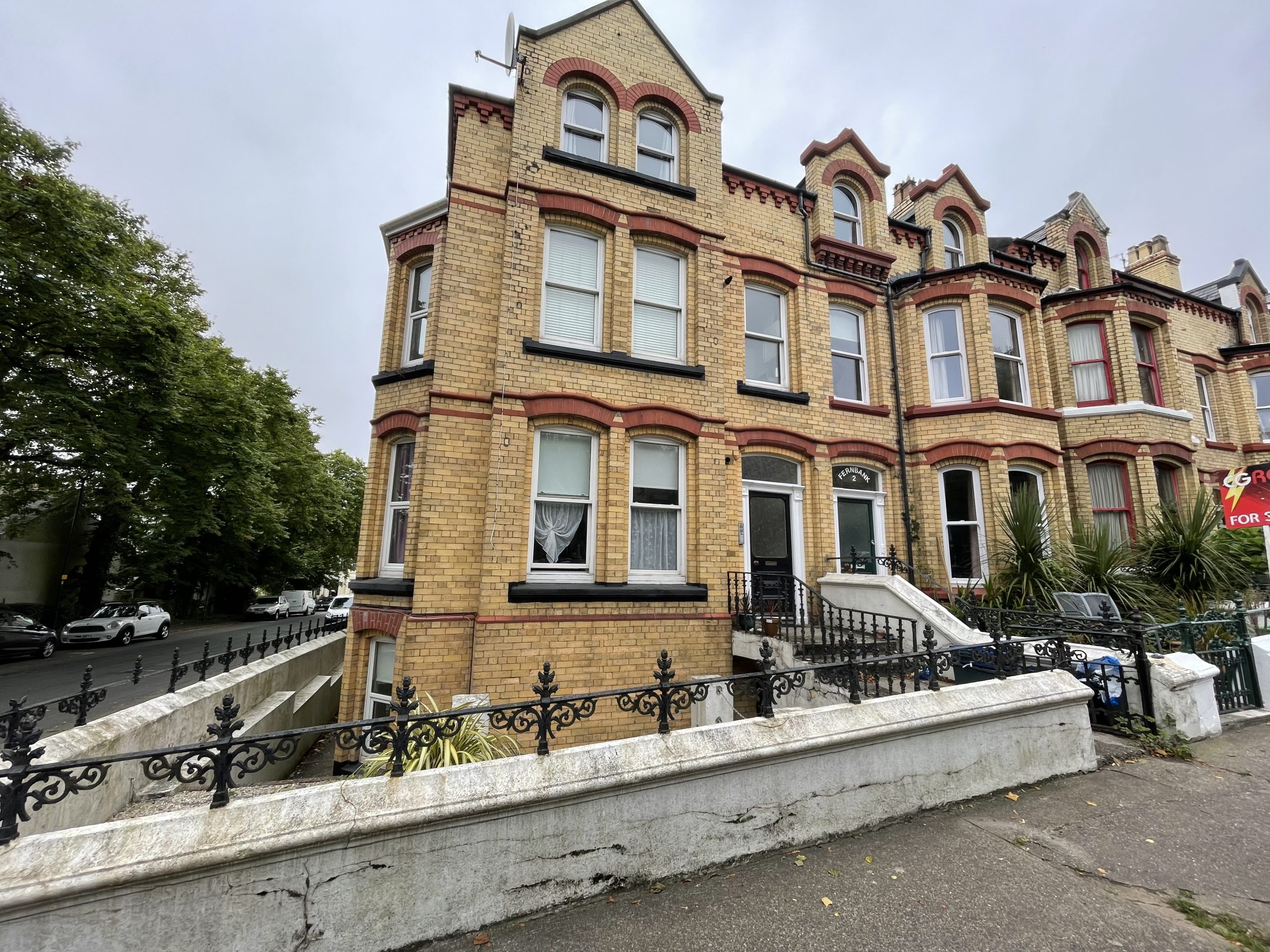 1 Hutchinson Square, Douglas, Isle of Man, IM2 4HU. — Photo 1 of 6
