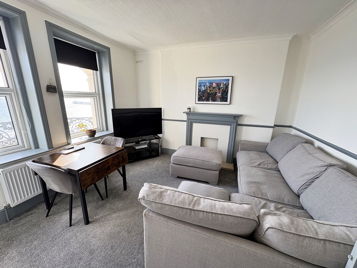 Antrim Apartments, Mooragh Promenade, Ramsey, Isle of Man, IM8 3AQ. — Photo 4 of 10