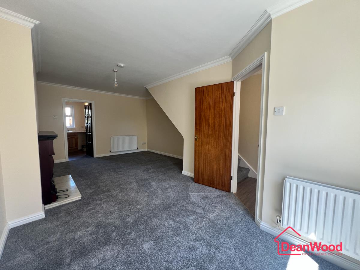 24 Hillberry Lakes, Governors Hill, Douglas, Isle of Man. — Photo 3 of 17