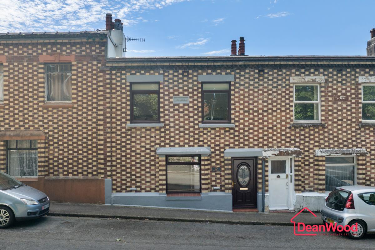 12 Upper Dukes Road, Douglas, Isle of Man. — Photo 1 of 25