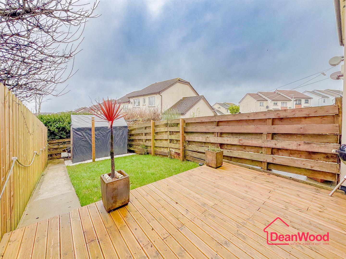 22 Reginald Mews, Governors Hill, Isle of Man, Onchan. — Photo 2 of 20