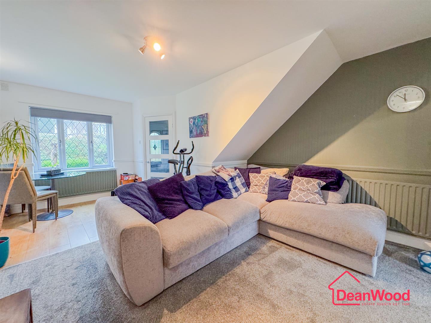 22 Reginald Mews, Governors Hill, Isle of Man, Onchan. — Photo 5 of 20