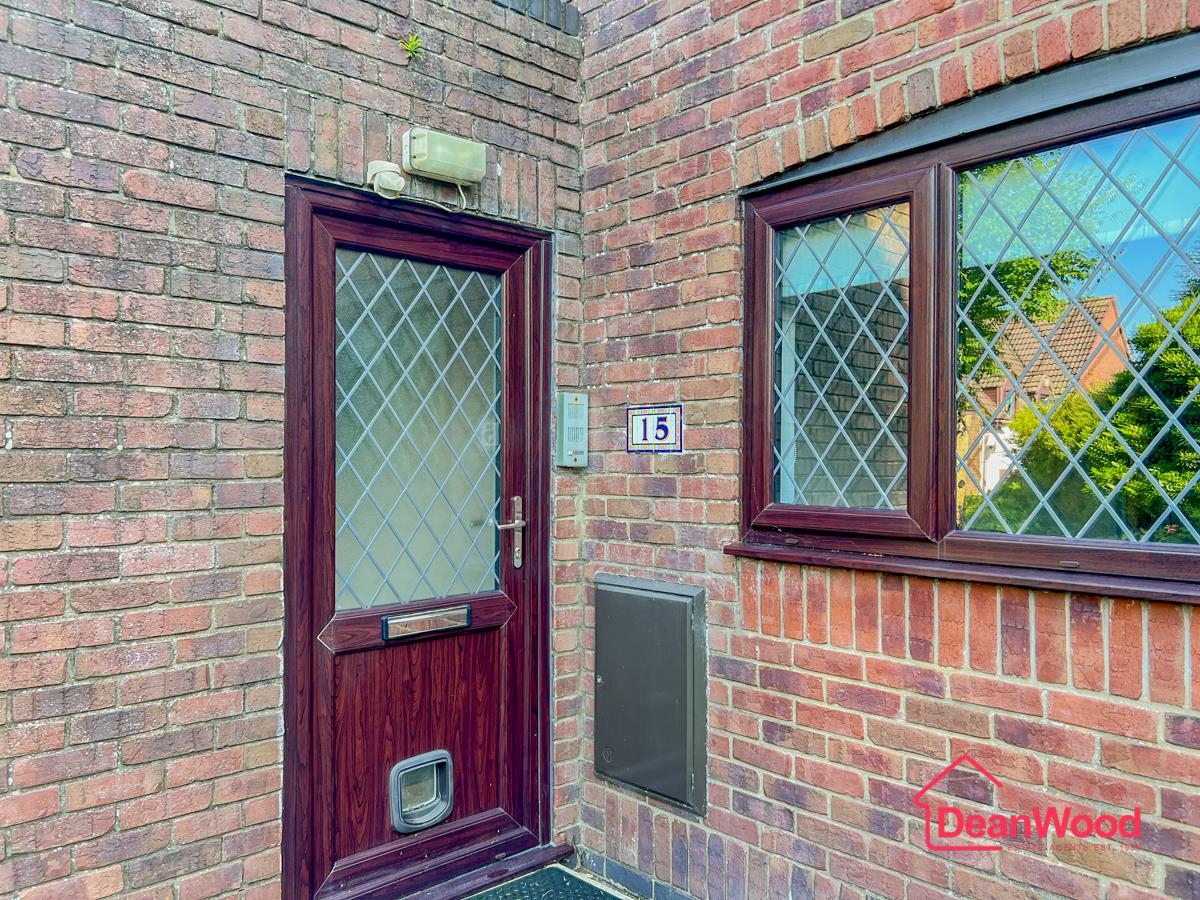 15 Eyreton Park, Crosby, isle of Man. — Photo 4 of 19