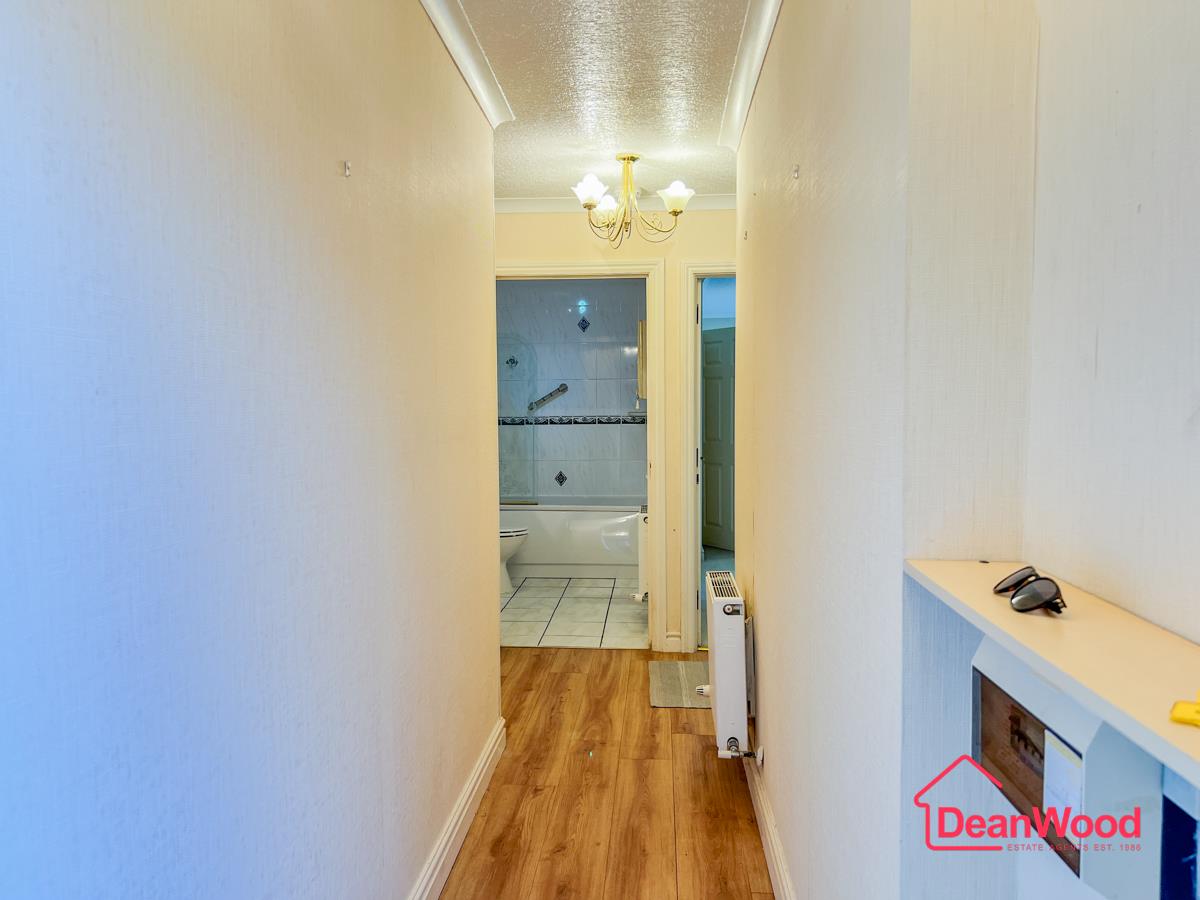15 Eyreton Park, Crosby, isle of Man. — Photo 5 of 19