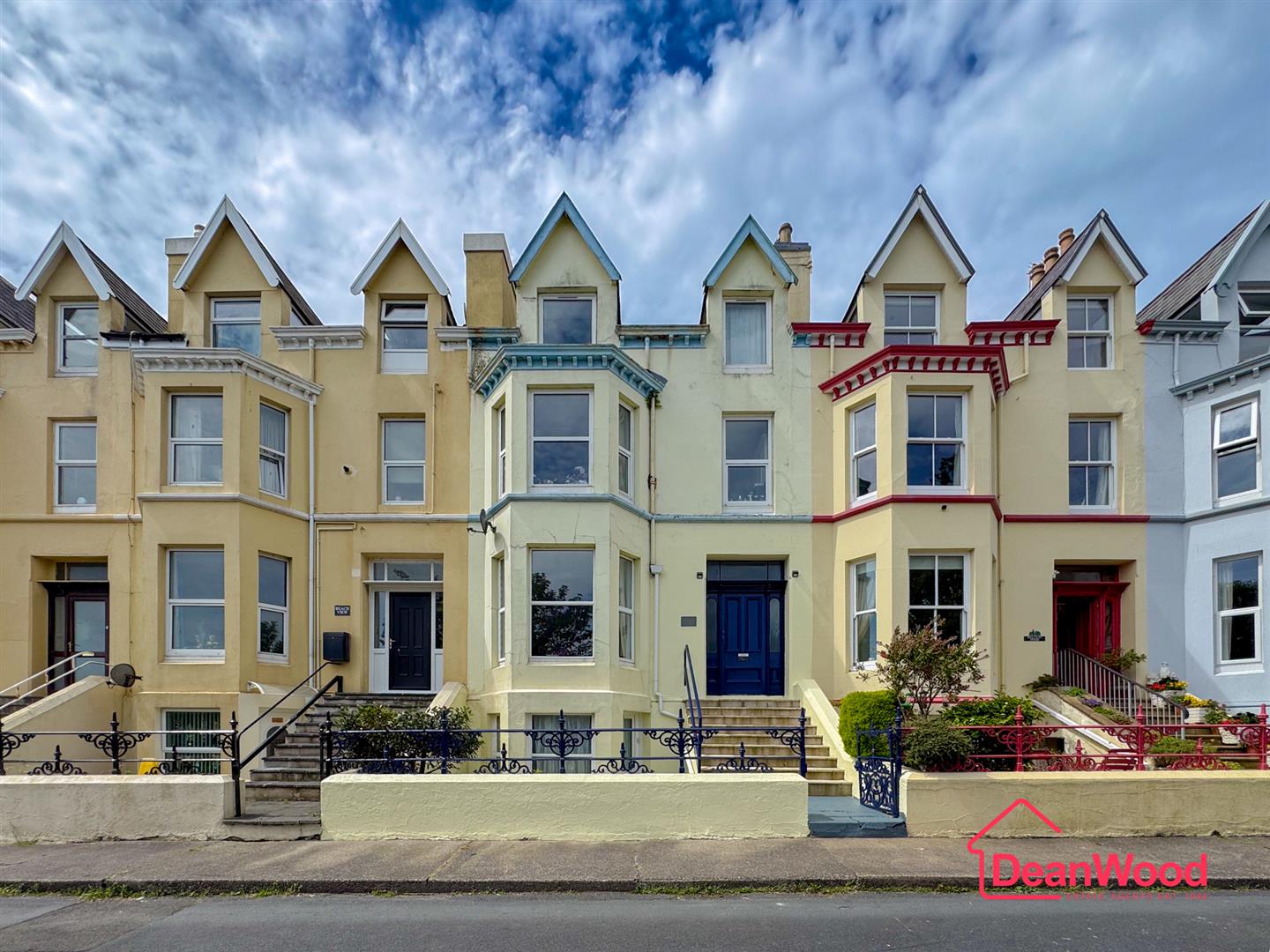 6 Granville Court, Windsor Mount, Ramsey, Isle Of Man. — Photo 1 of 16