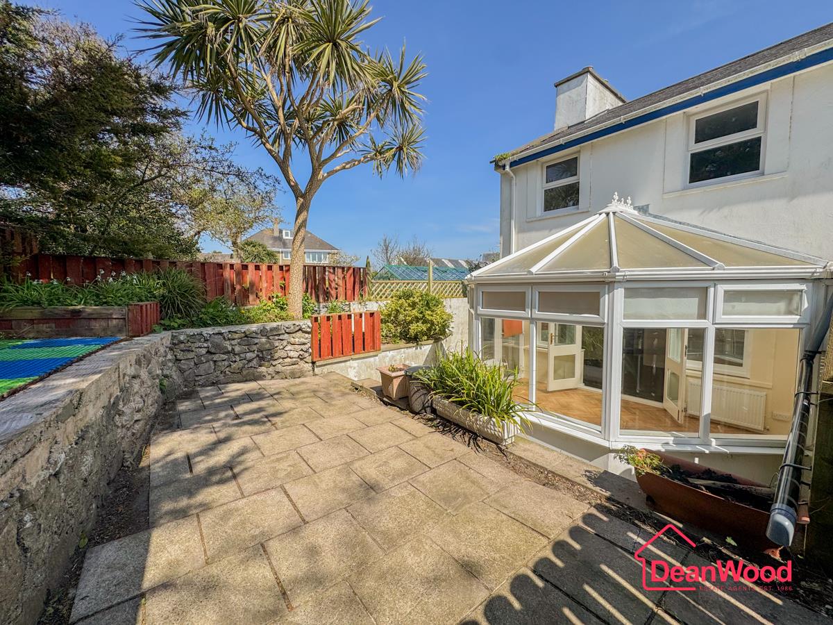 2 Mill Court Yard, Mill Street, Castletown. — Photo 2 of 21