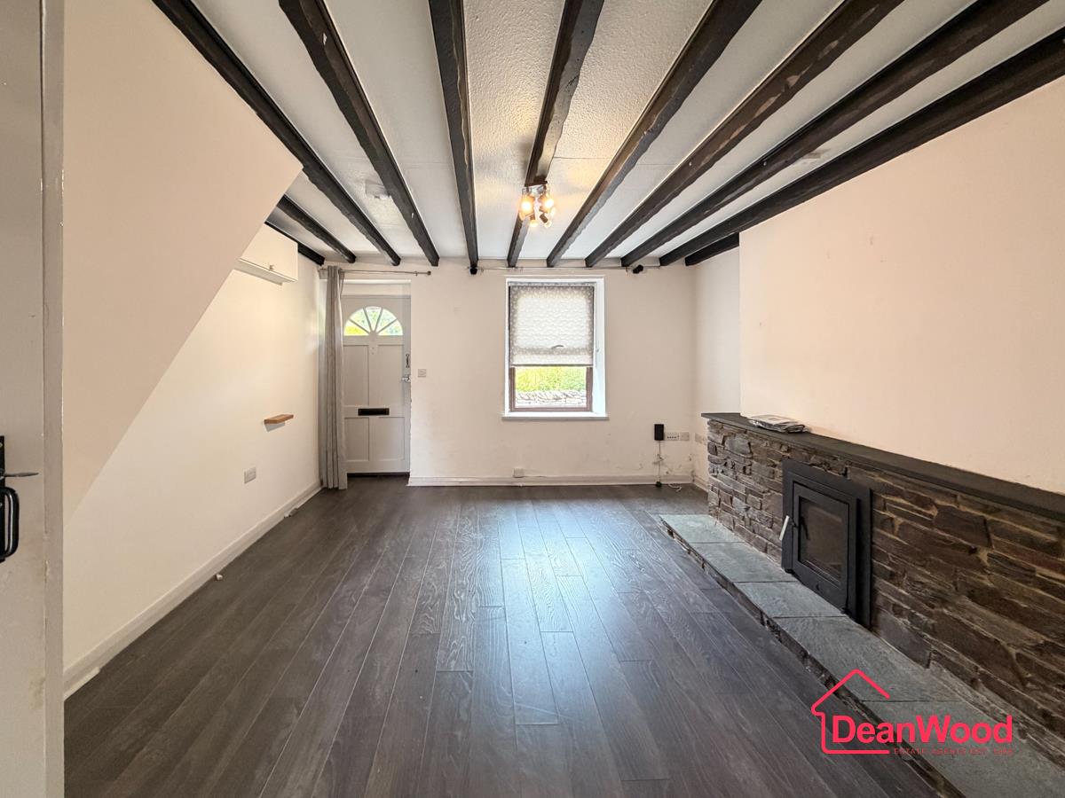 2 Chapel Terrace, Glen Road, Laxey. — Photo 5 of 14