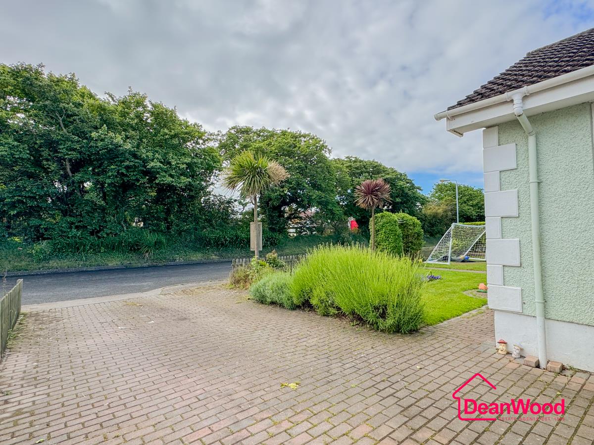 37 Cannan Avenue, Kirk Michael, Isle Of Man. — Photo 3 of 45