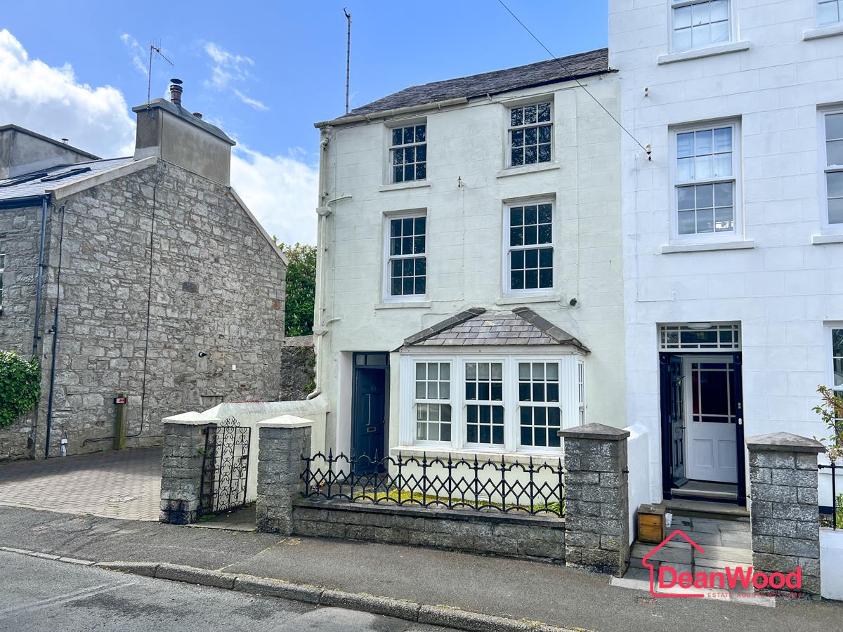 18, The Crofts, Castletown, Isle of Man. — Photo 1 of 30