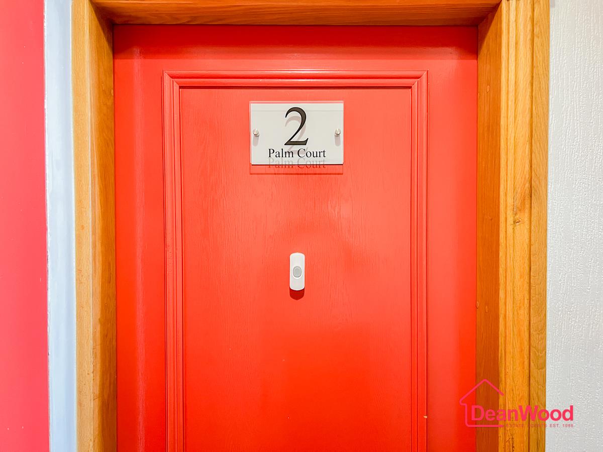 Apartment 2, Palm Court, 2 Derby Terrace, Douglas, Isle Of Man. — Photo 5 of 25