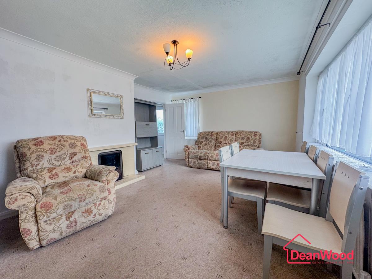 5, Wybourn Drive, Onchan. — Photo 4 of 16