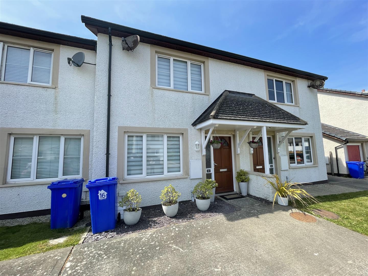 16 Auldyn Walk, Ramsey, Isle Of Man. — Photo 1 of 19