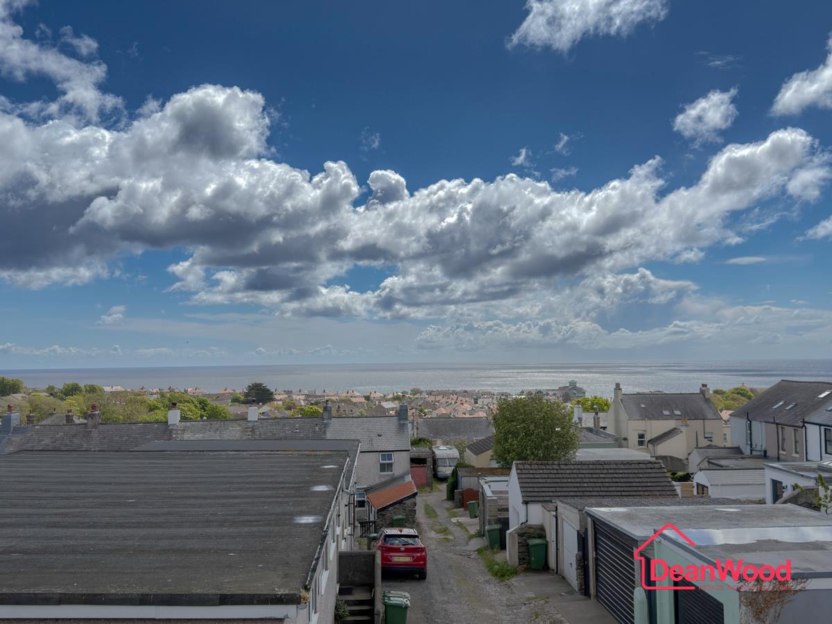 1 Mount View Terrace, Onchan, Isle of Man. — Photo 2 of 18