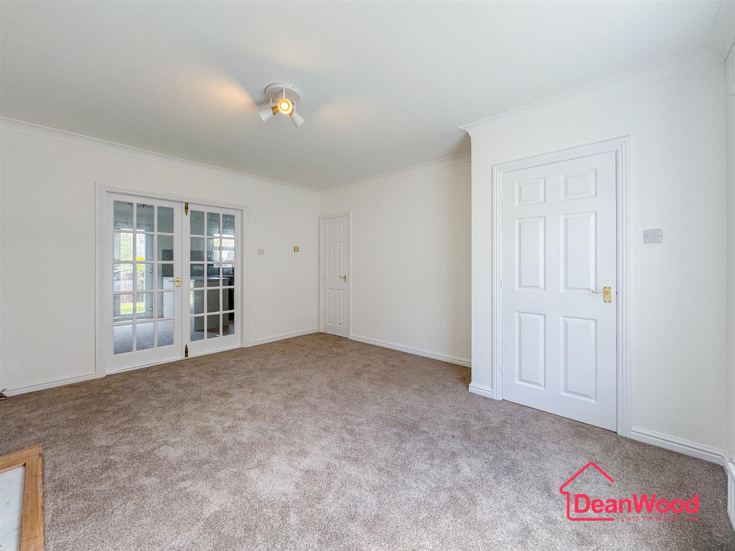 26 Hillberry Heights, Douglas, Isle of Man. — Photo 3 of 18