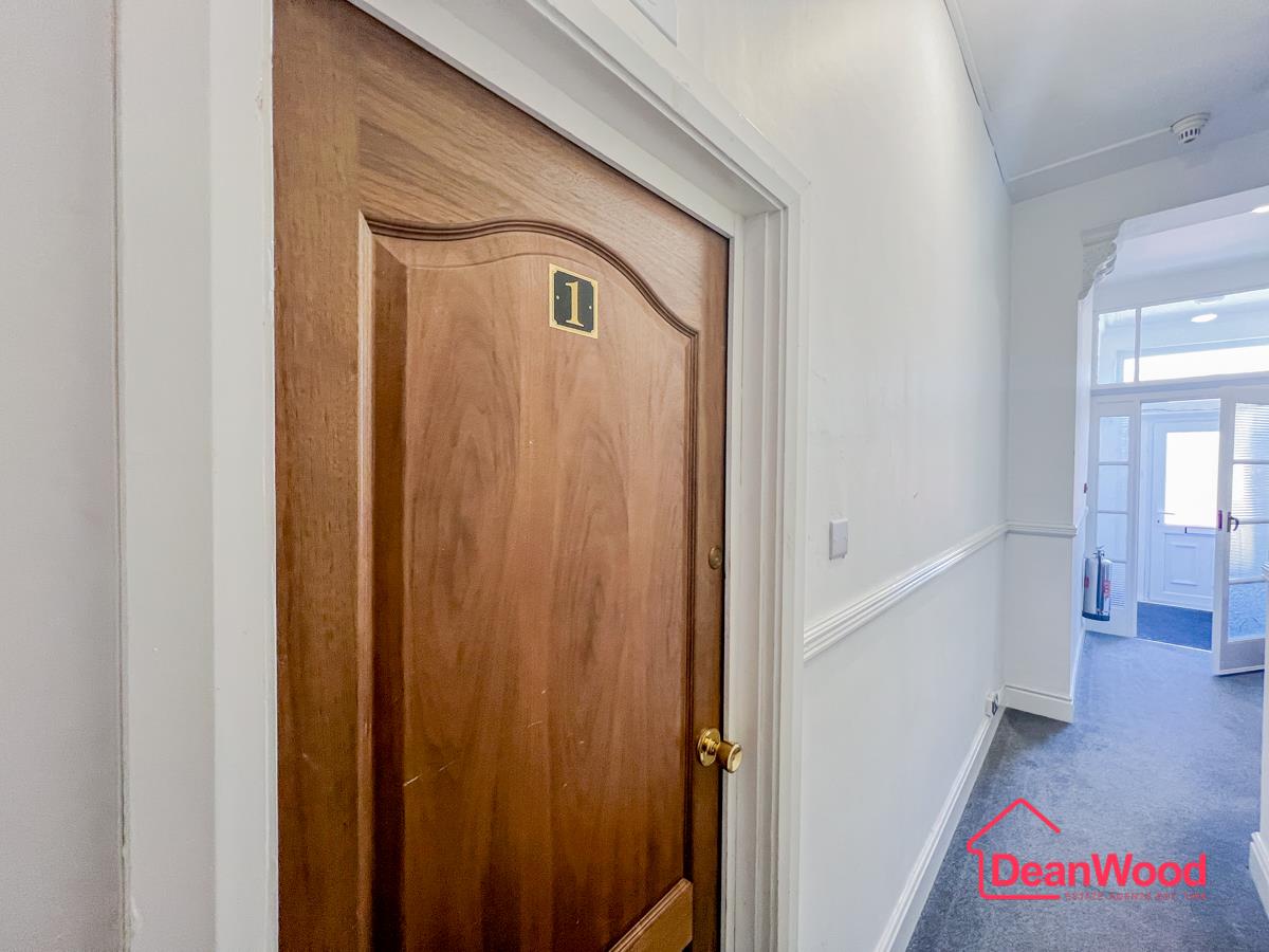 Apartment 1, 14 Hutchinson Square, Douglas, Isle Of Man. — Photo 3 of 17
