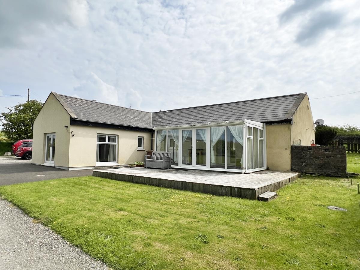 Clannagh Lodge, The Sloping Road, Santon. — Photo 1 of 25