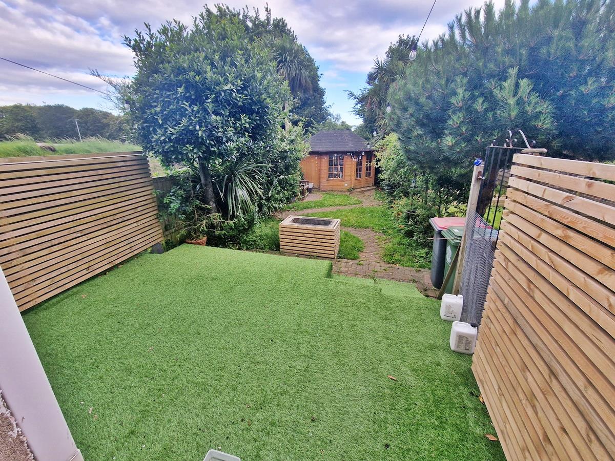 10, Poplar Terrace, Douglas. — Photo 2 of 20