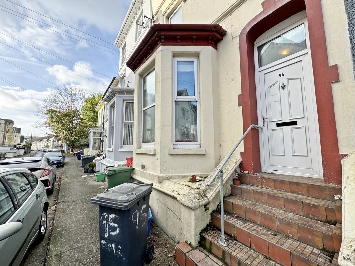 95 Castlemona AVenue, Douglas. — Photo 2 of 2