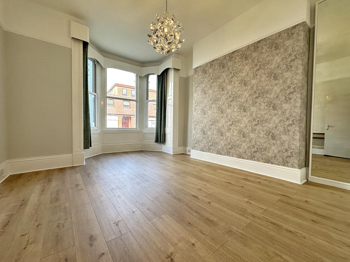Flat 1, 35 Peel Road, Douglas. — Photo 2 of 8