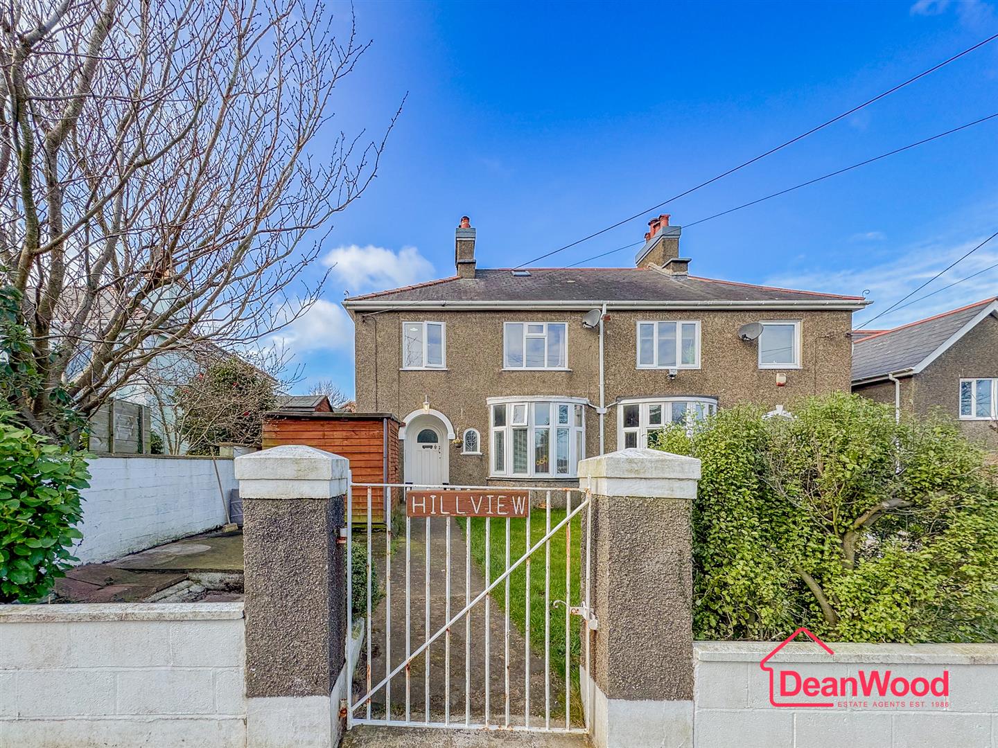 Hill View, Crescent Road, Ramsey. — Photo 2 of 38