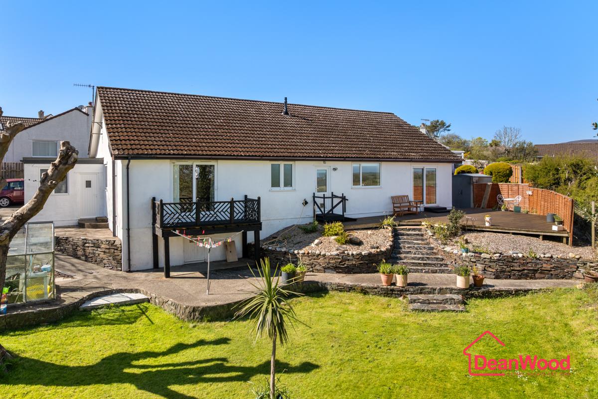 6, Rosedene Close, Birch Hill, Onchan. — Photo 3 of 33