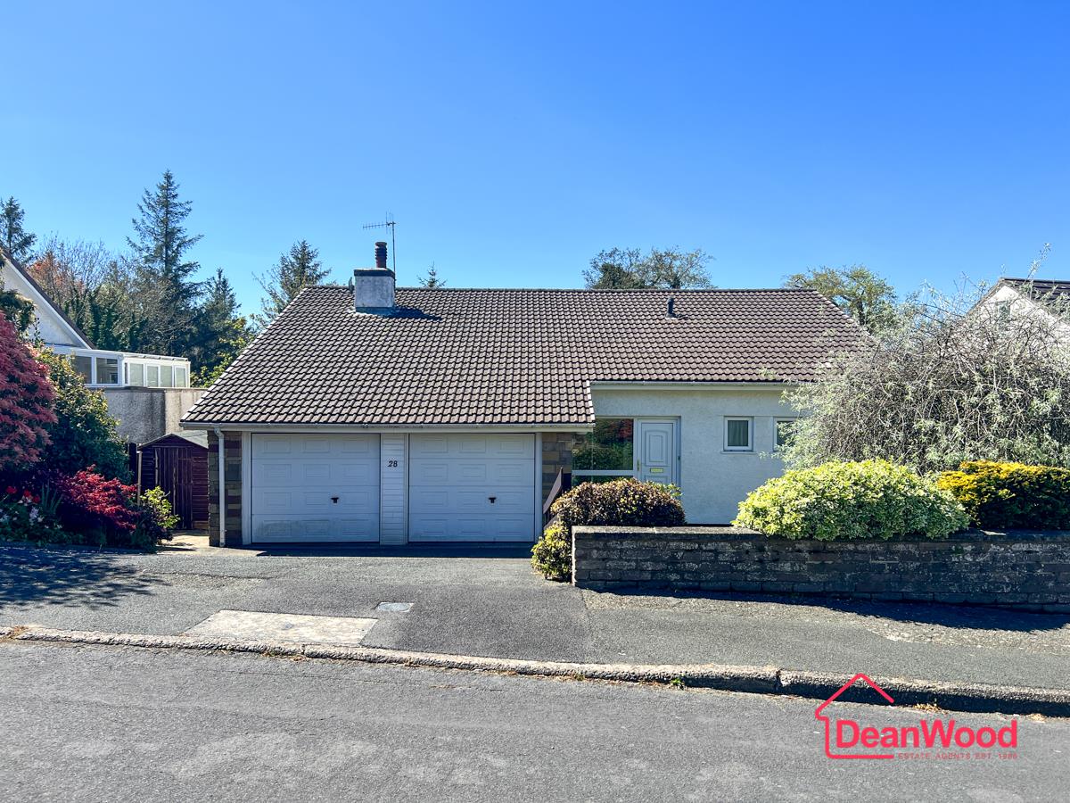 28 Reayrt Carnane, Tromode, Isle of Man, Douglas. — Photo 2 of 25