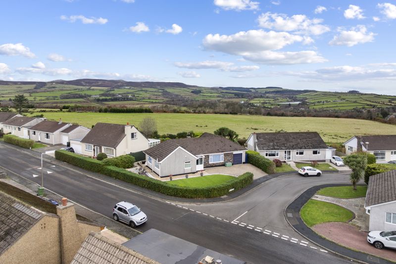 54 Birch Hill Close, Onchan IM3 3DH. — Photo 2 of 27