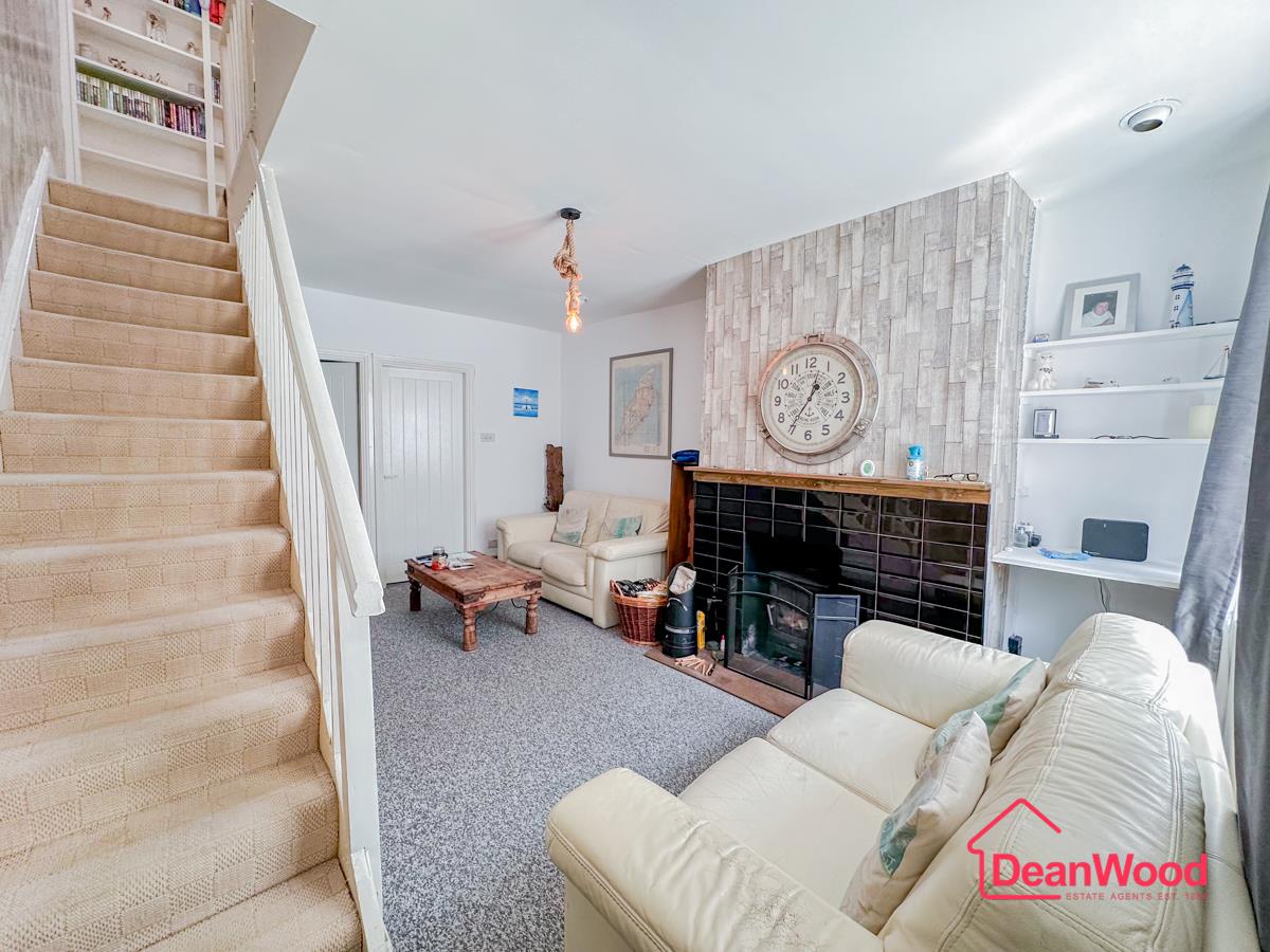 111 Castle Mona Avenue, Douglas. — Photo 2 of 13