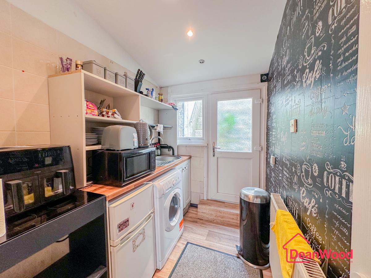 111 Castle Mona Avenue, Douglas. — Photo 5 of 13