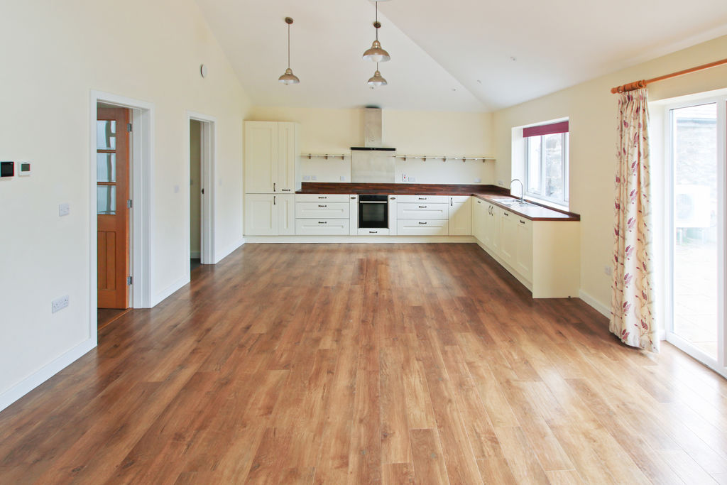 Renwall Garden, Queens Road, Port St Mary IM9 5EN. — Photo 4 of 23