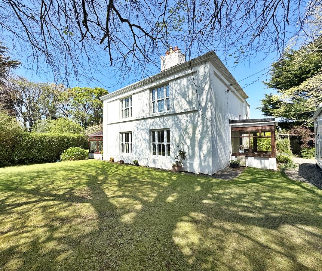 Creg Malin, Jurby Road, Ramsey. — Photo 1 of 41