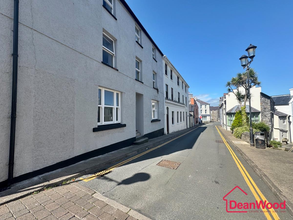 5, Bank Street, Castletown, Isle of Man. — Photo 2 of 30