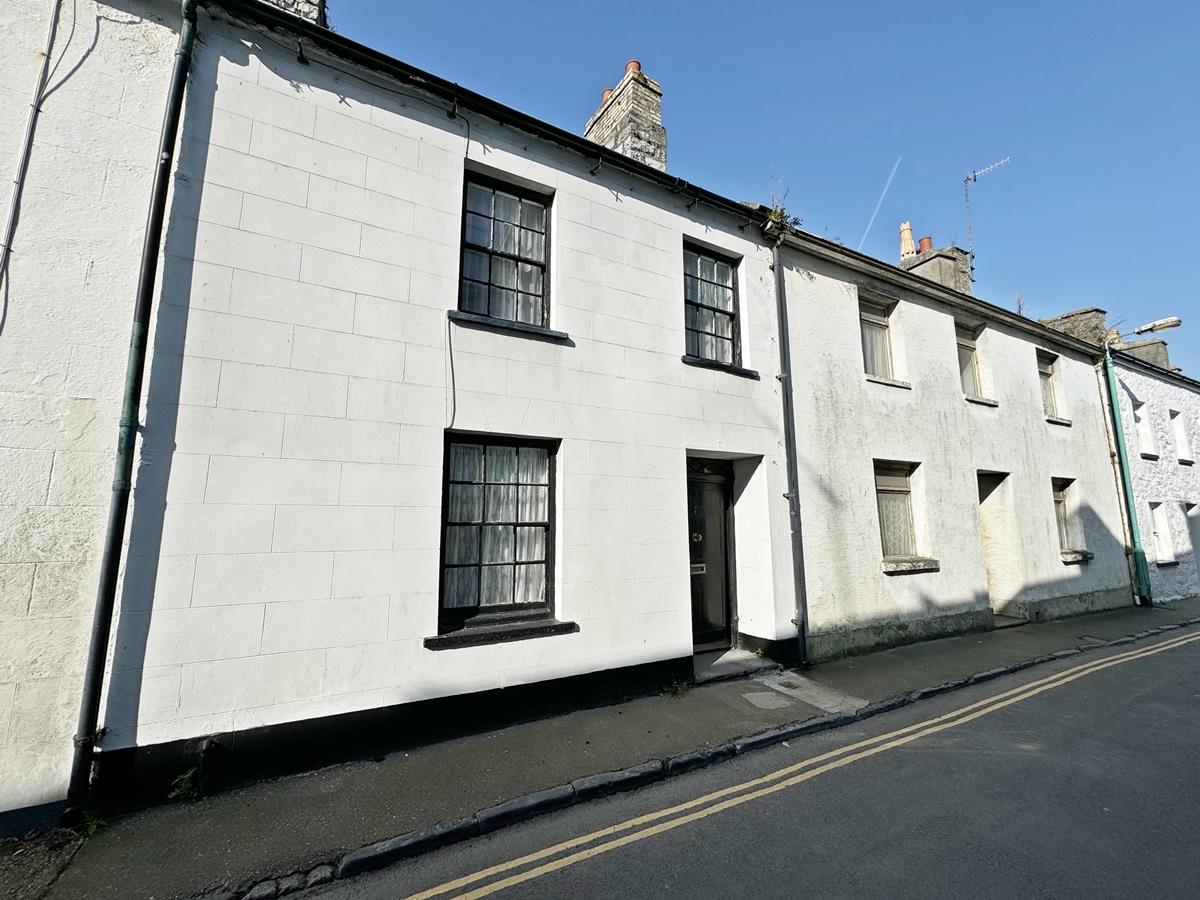 81 Malew Street, Castletown. — Photo 2 of 21