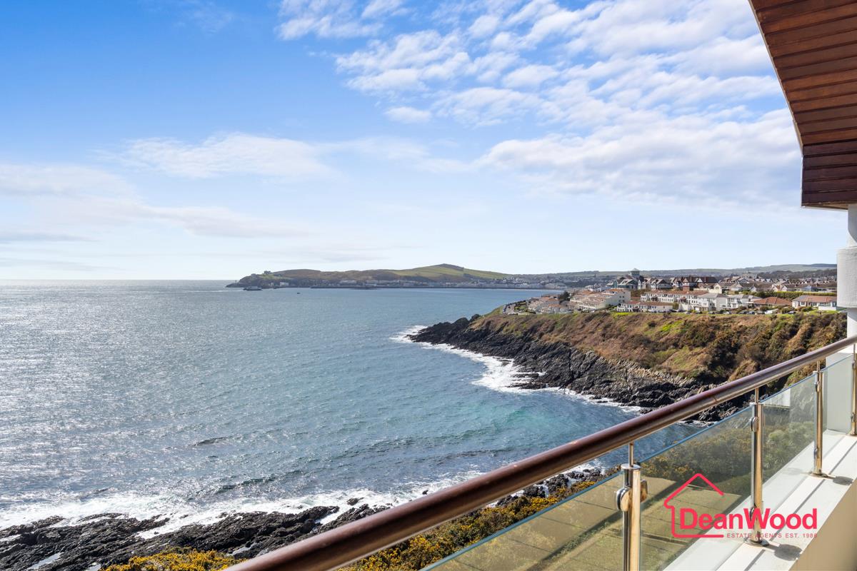 Penthouse, Majestic Apartments, King Edward Road, Onchan. — Photo 3 of 57