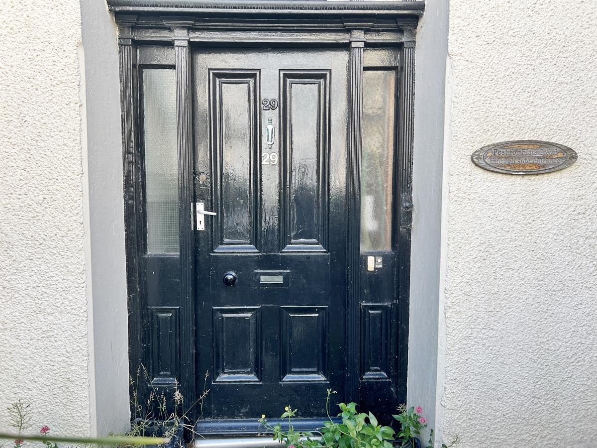 Apartment 1, 29 Christian Road, Douglas. — Photo 2 of 16