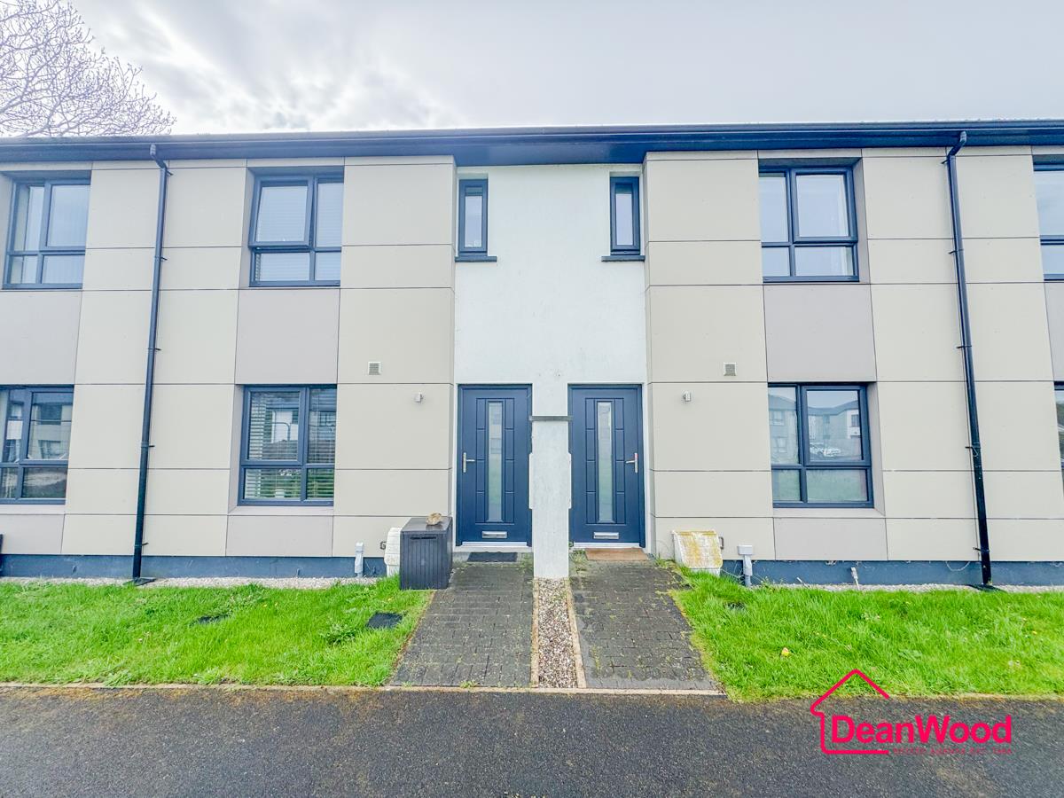 16 Gibbs Park, Ramsey, Isle Of Man. — Photo 2 of 15