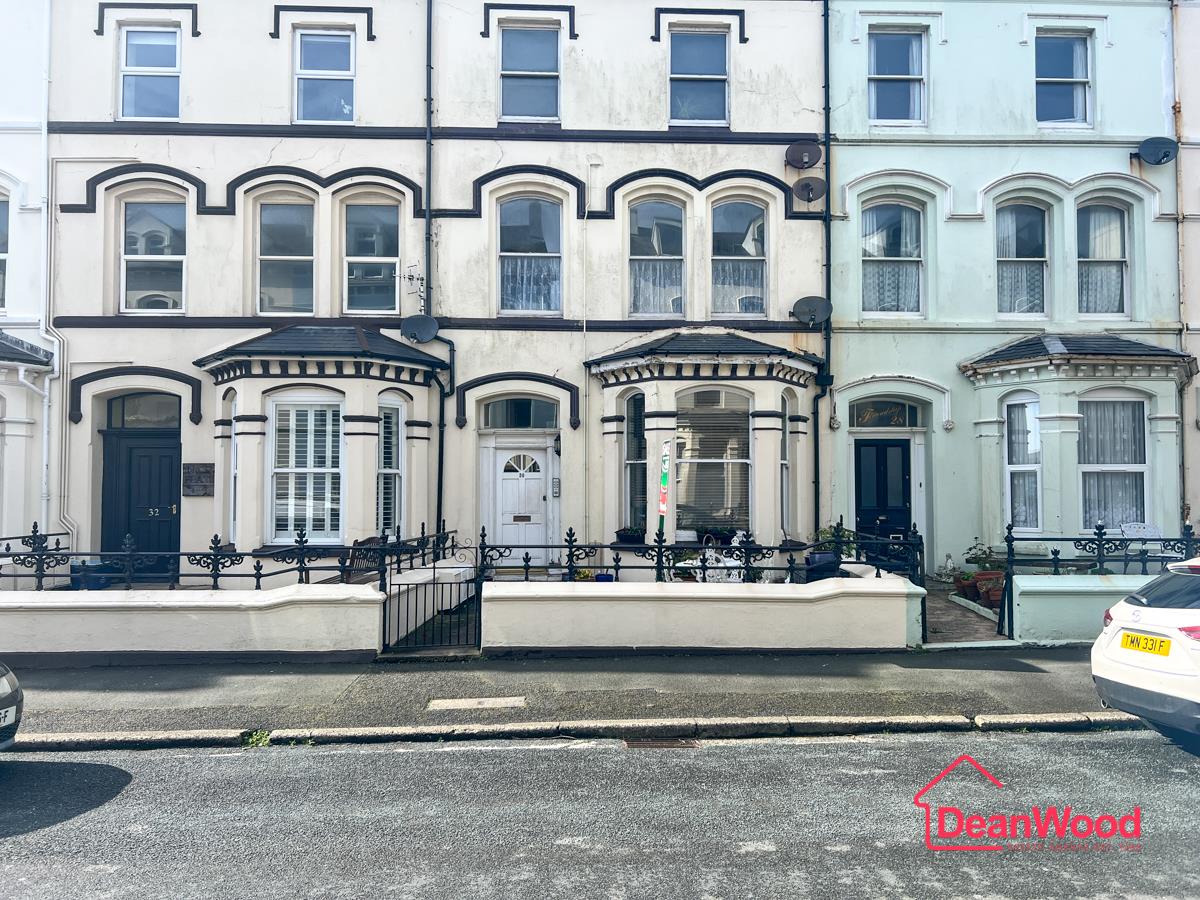 Apt 2, 30 Demesne Road, Douglas, Isle Of Man. — Photo 1 of 12