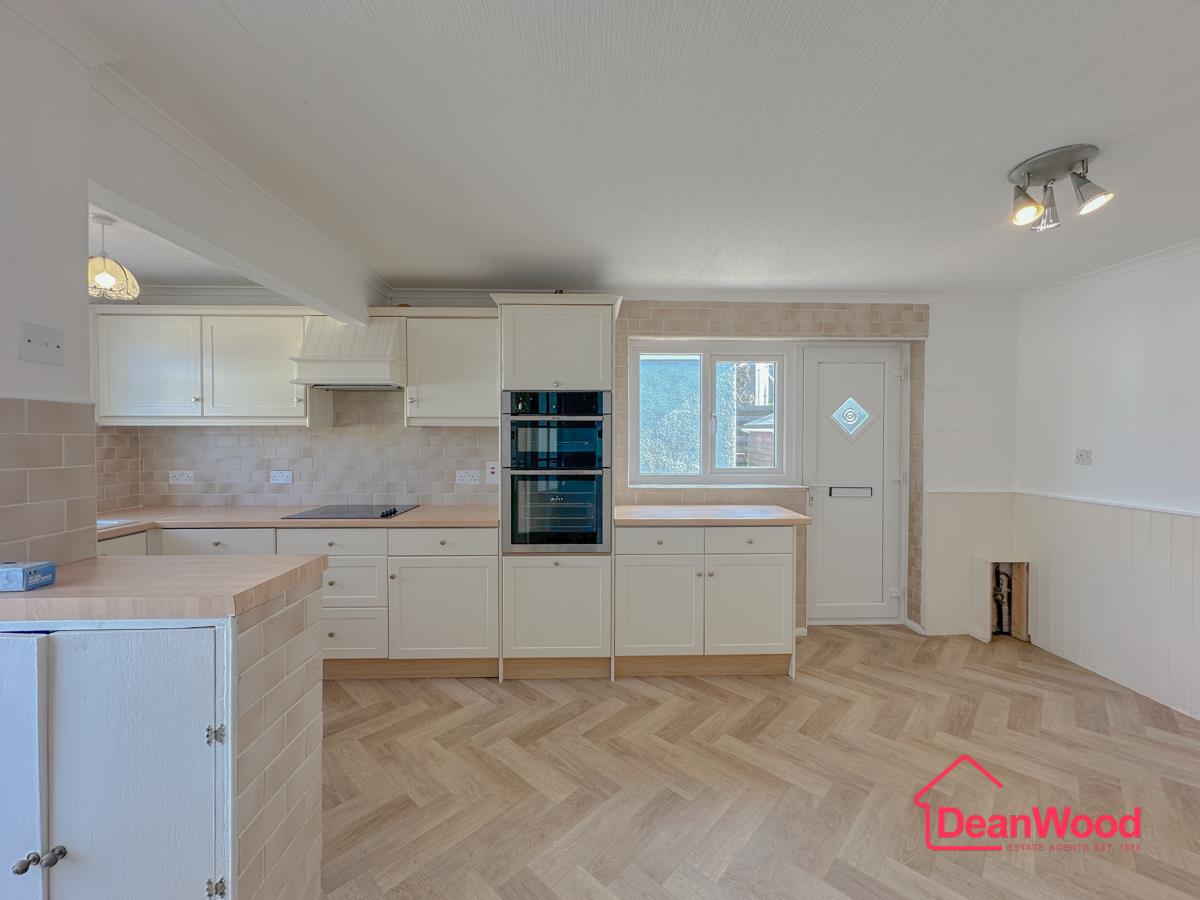17 Julian Road, Douglas. — Photo 3 of 21