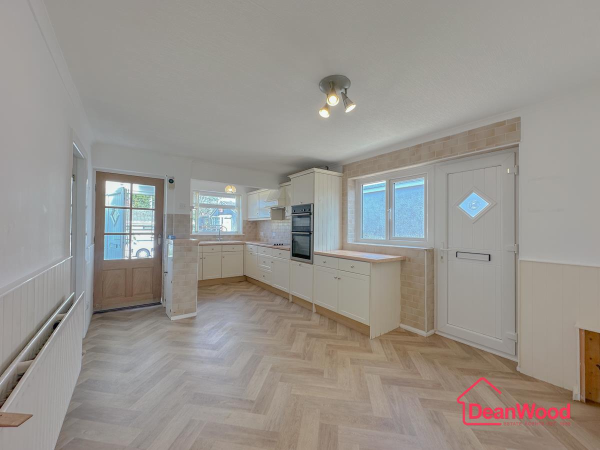 17 Julian Road, Douglas. — Photo 4 of 21