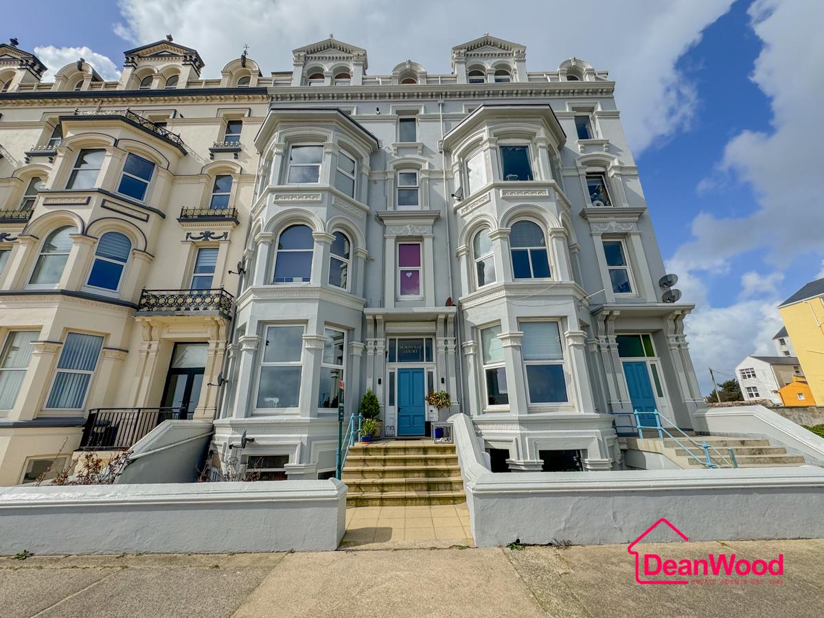 Apartment 14 Burnville Court, Mooragh Promenade, Ramsey. — Photo 1 of 13