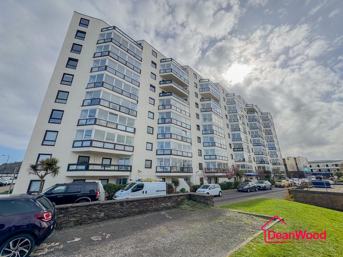 Kings Court, Ramsey, Isle Of Man. — Photo 1 of 19