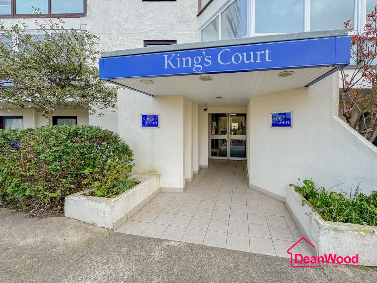 Kings Court, Ramsey, Isle Of Man. — Photo 2 of 19