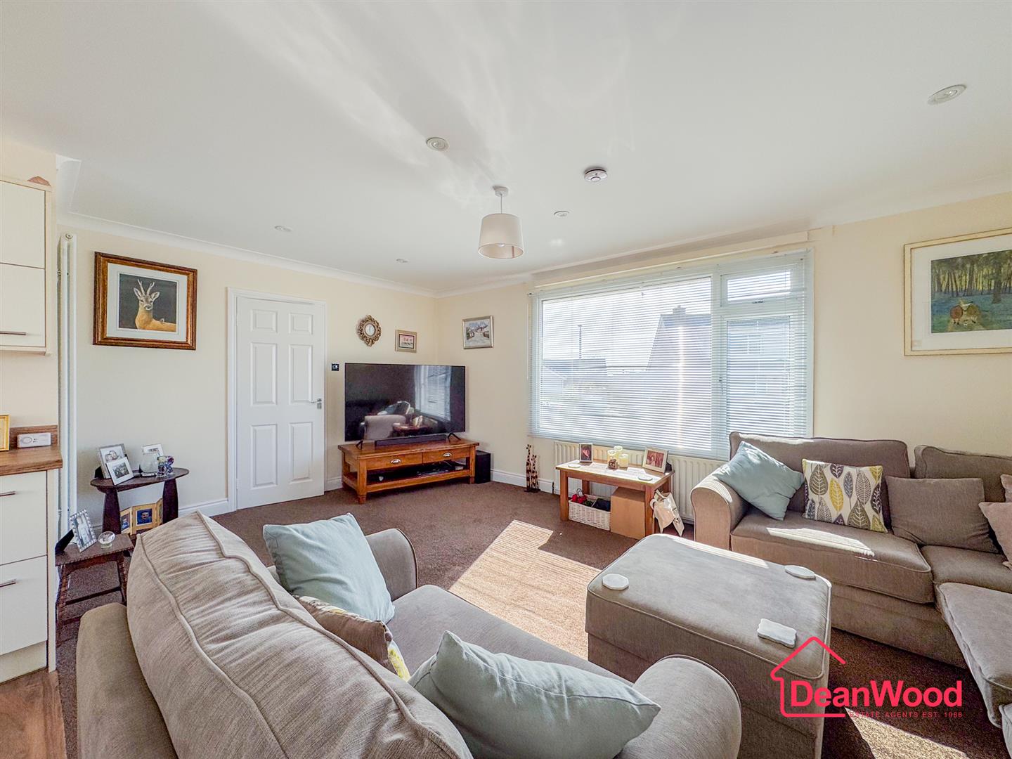 Birch Hill Crescent, Onchan, Isle Of Man. — Photo 4 of 16