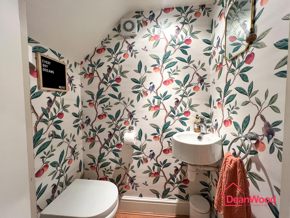 15 Leigh Terrace, Douglas, Isle of Man. — Photo 5 of 34