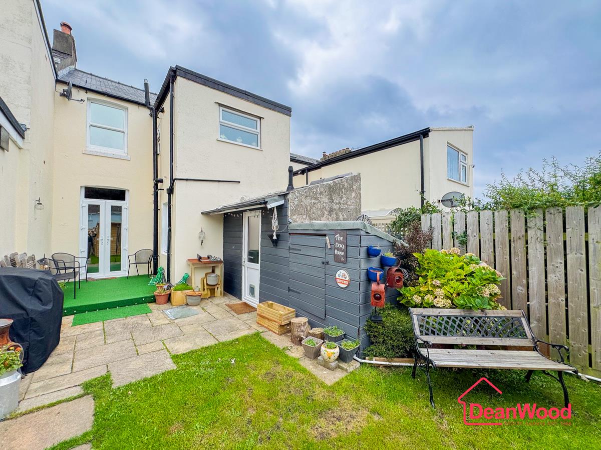 21 Victoria Avenue, Onchan. — Photo 3 of 11