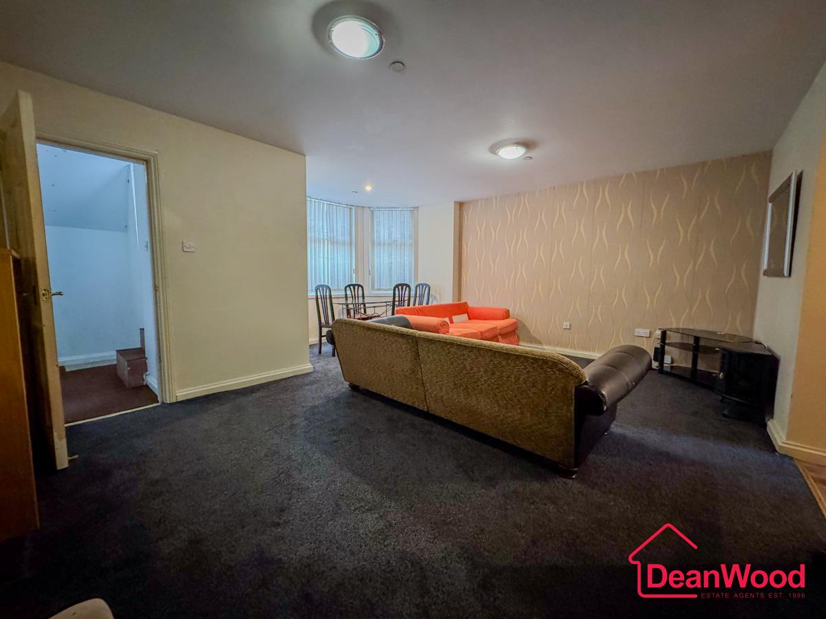 Flat 1, Sandringham, Church Road Marina, Douglas. — Photo 4 of 17