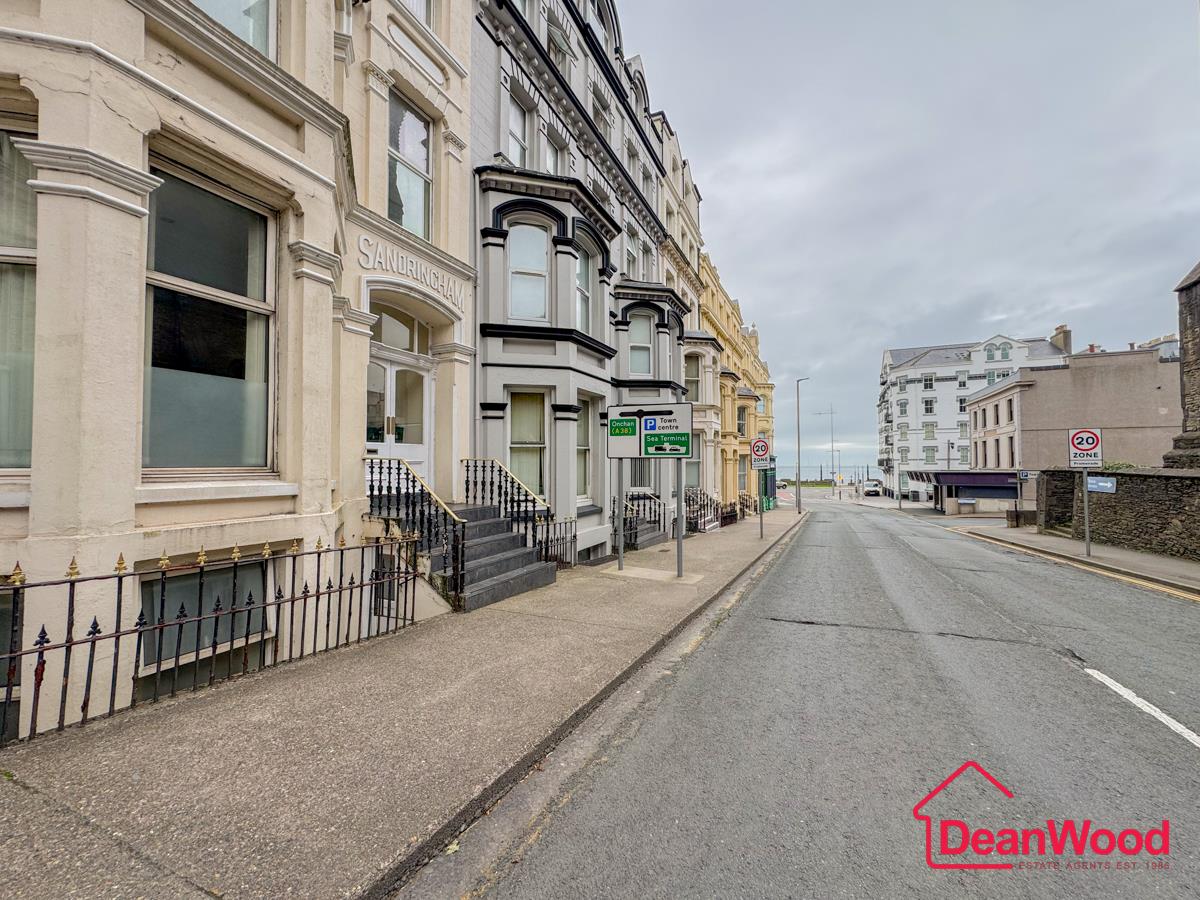 Flat 3, Sandringham, Church Road Marina, Douglas, Isle Of Man. — Photo 2 of 18